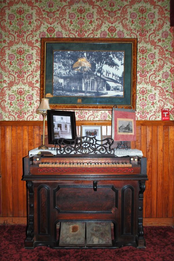 פוט-אין-ביי The Historic Park Hotel מראה חיצוני תמונה